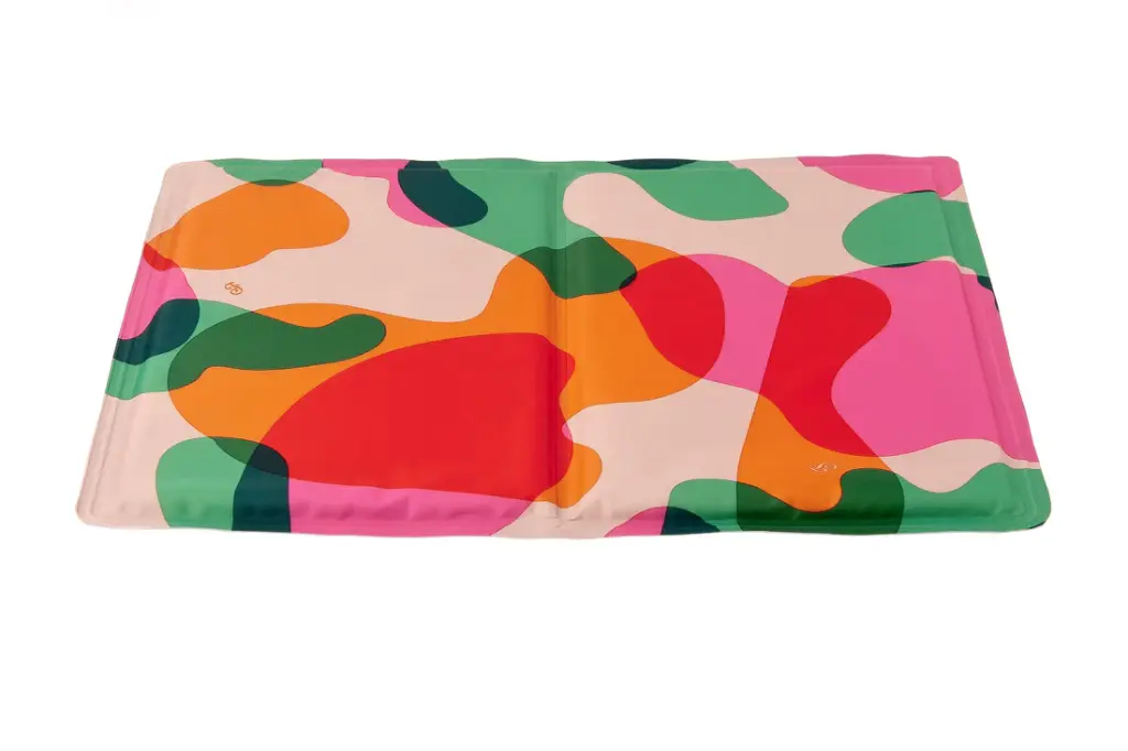 [J25070015] Tapis rafraichissant Camouflage - Ferribiella (30 x 40 cm)